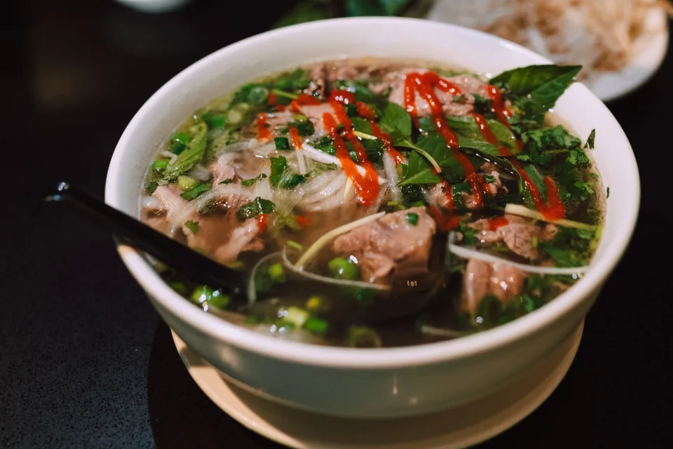 Bàn nướng đông khách tại Trần Thị Thương